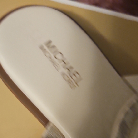 Michael Kors White Sandals - Picture 4 of 8